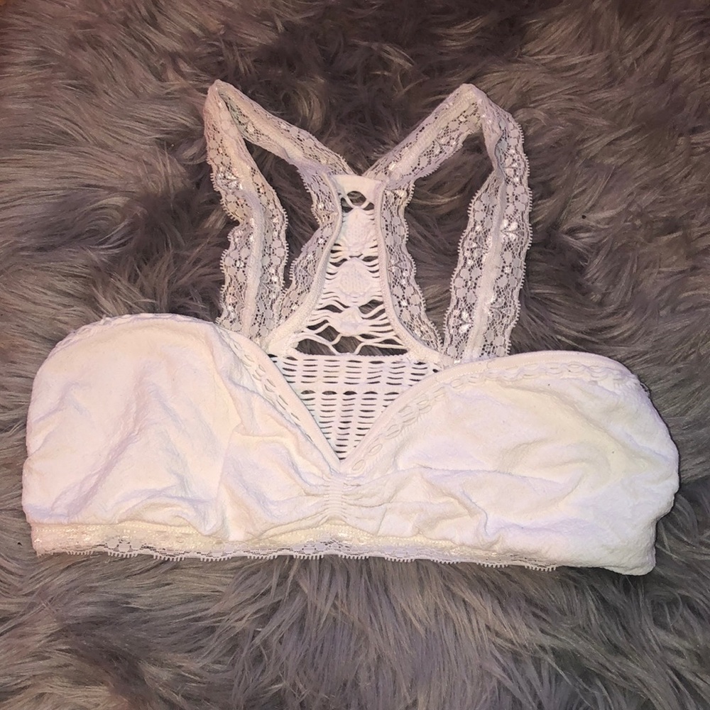 Free people!Worn once beautiful white bralette